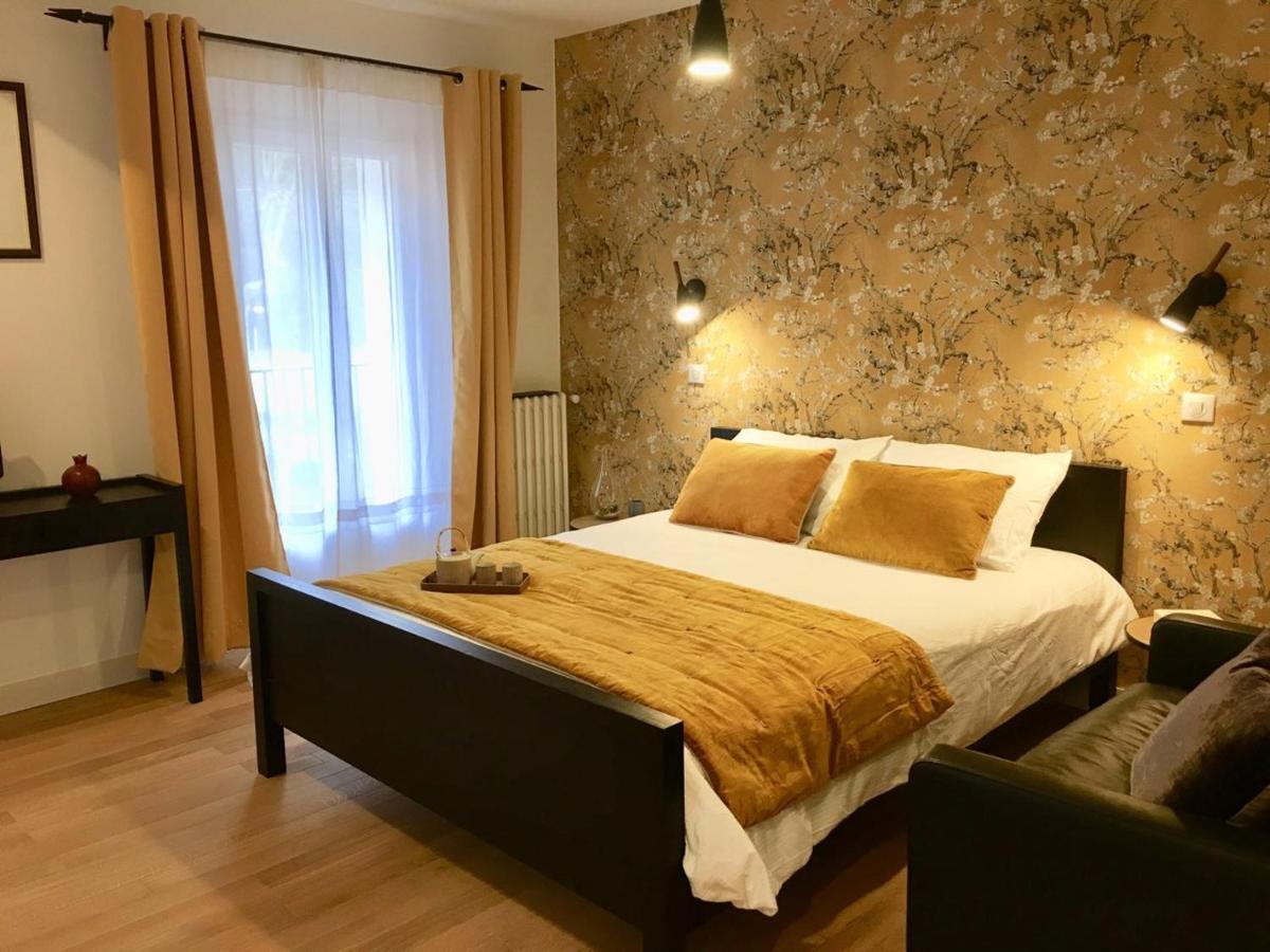 Les Terres Rouges 06 Bed & Breakfast
